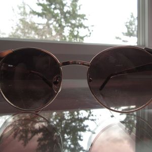 Glamorous sunglasses